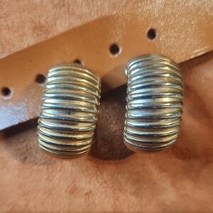 Vintage | Shrimp Style Bold Goldtone Clip On's Demi Hoop Earrings